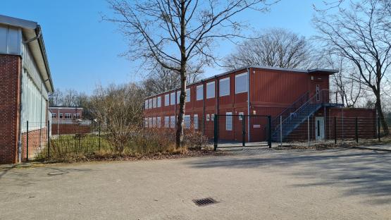 Container an allen Schulen in Wentorf - Politik versagt